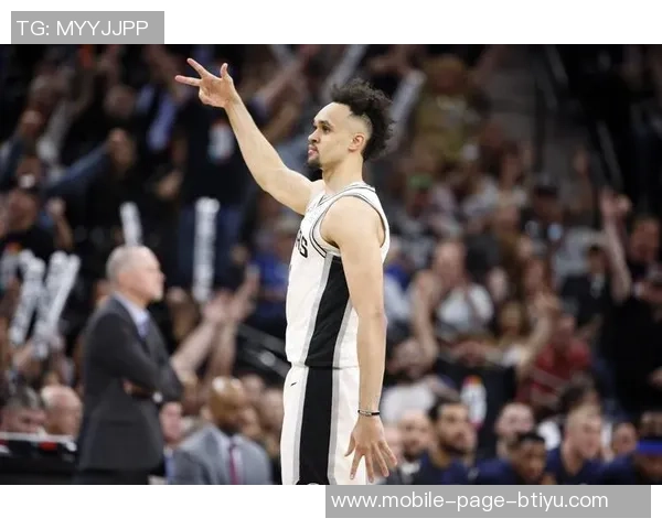 怀特半场表现平平仅得9分3板9助仍需寻找比赛手感提升状态 怀特半场表现平平仅得9分3板9助仍需寻找比赛手感提升状态