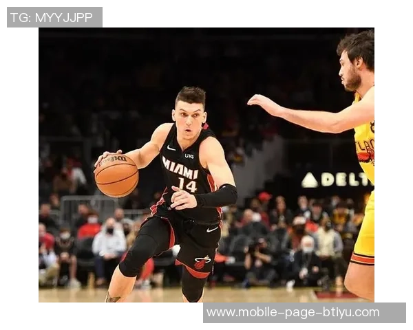 斯波期待鲍威尔与希罗的默契配合相信时间会带来更佳表现 斯波期待鲍威尔与希罗的默契配合相信时间会带来更佳表现